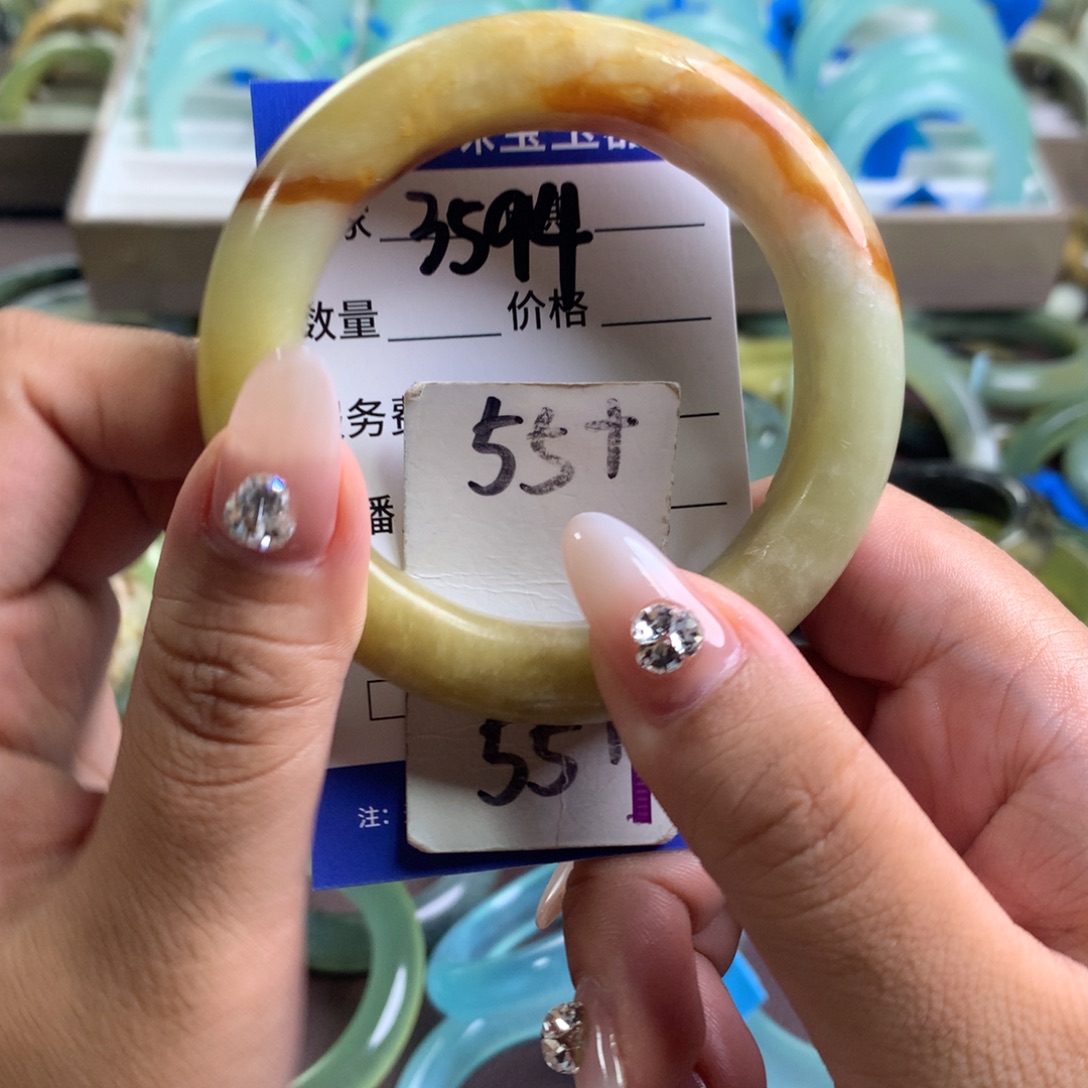 蛇纹石玉未镶嵌手镯3594