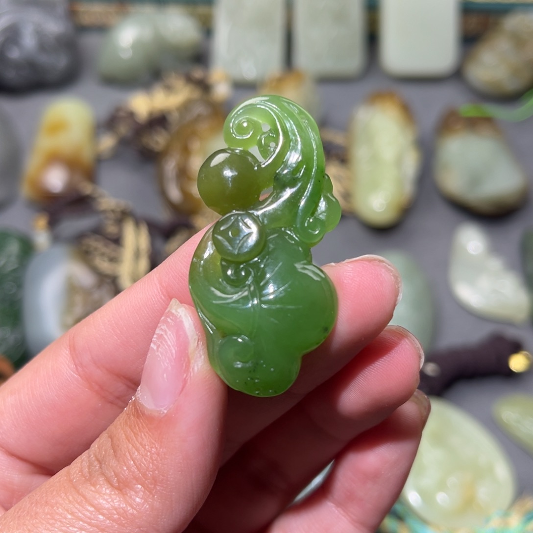 和田玉挂件未镶嵌