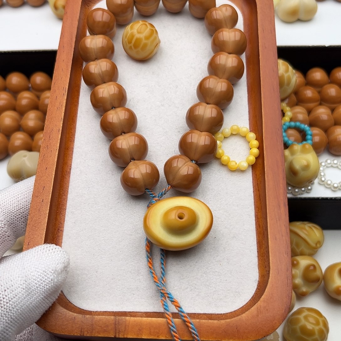 李***心吊坠猴头核桃屁桃16