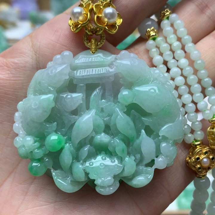 颈饰未镶嵌翡翠翡翠