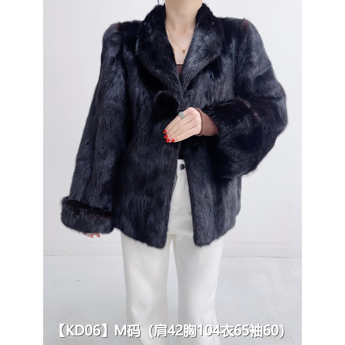 【KD06】M 红黑色短款全抽貂皮大衣外套女 翻领挽袖 28006