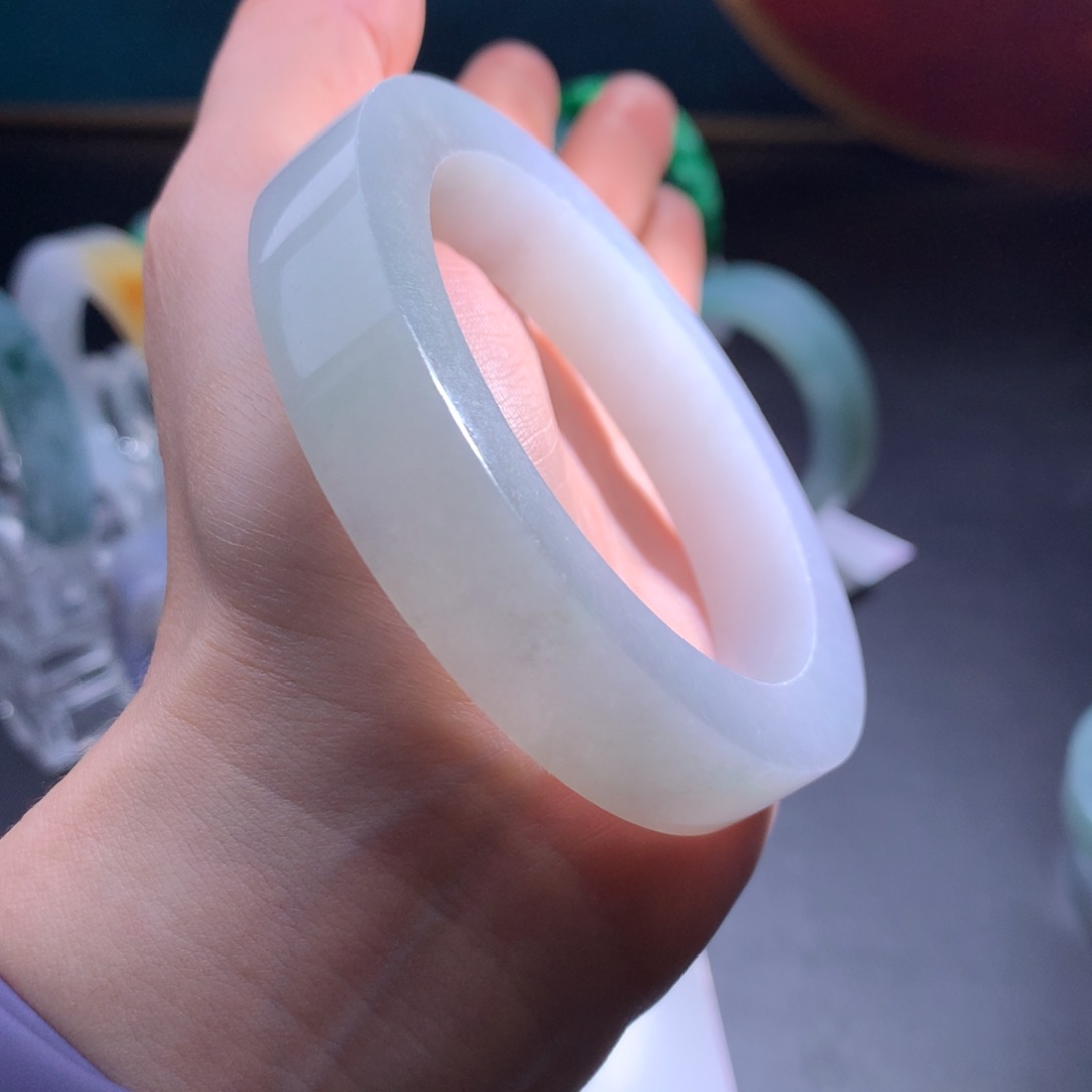 未镶嵌特价大漏白月光定制翡翠