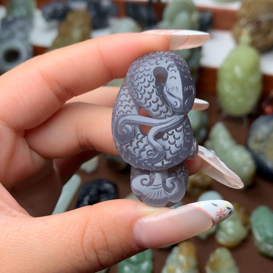 和田玉未镶嵌挂件