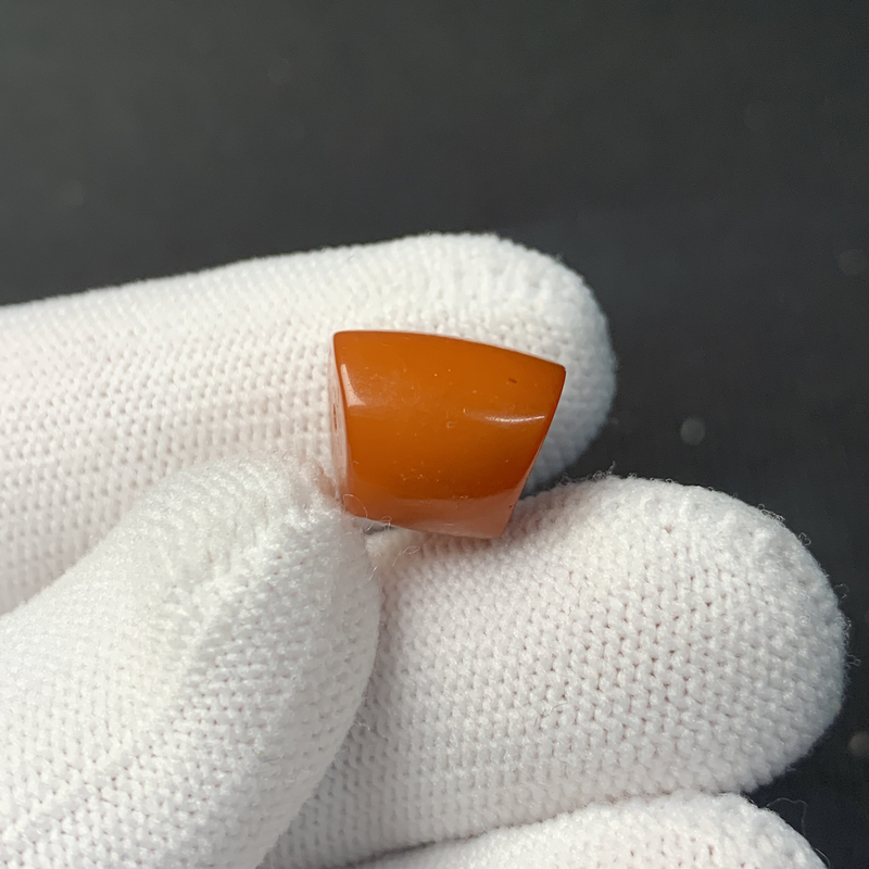Q1306保真原矿俄料尺寸11*13.5mm蜜蜡单颗马蹄斜切顶珠支持复检