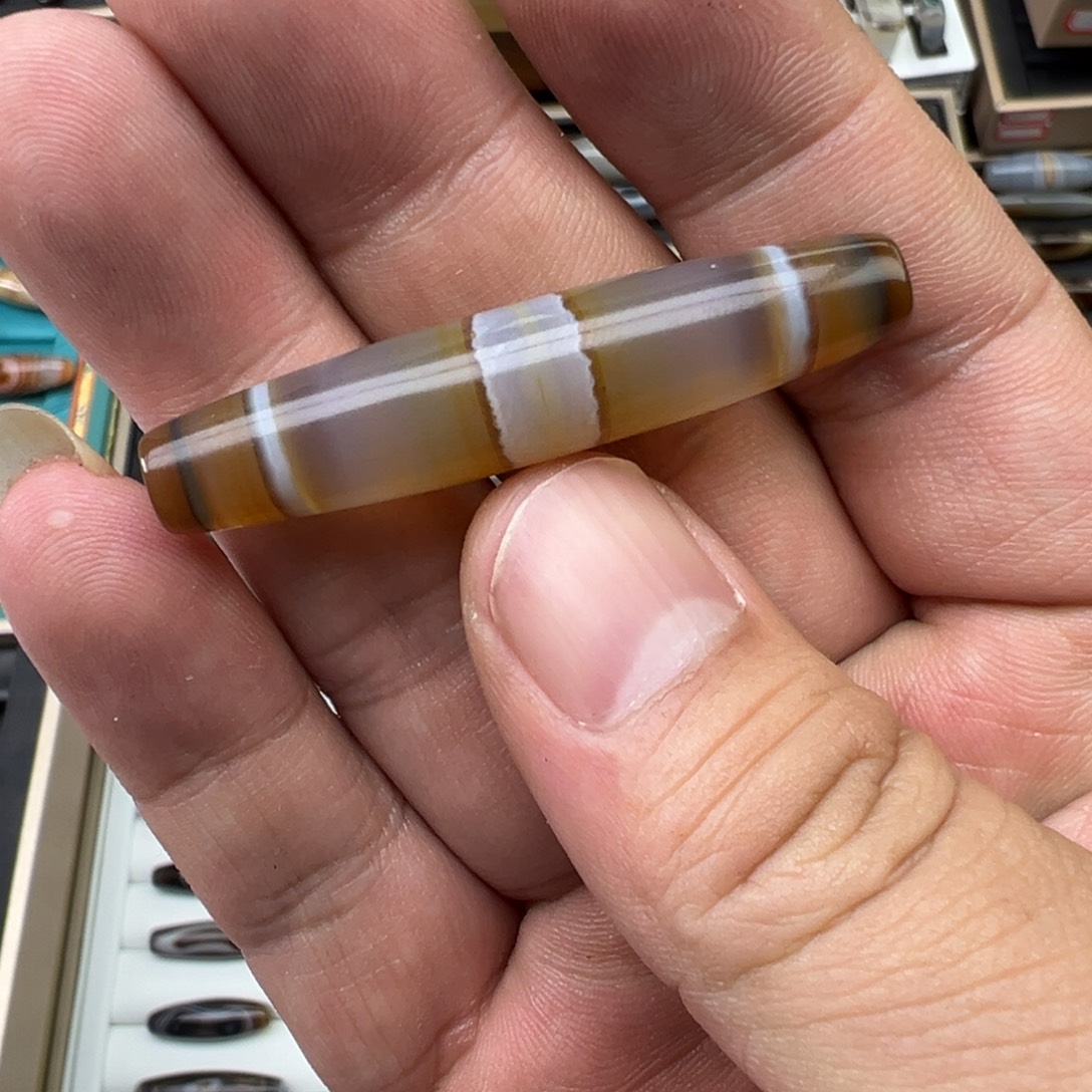 善***缘玛瑙/玉髓未镶嵌颈饰