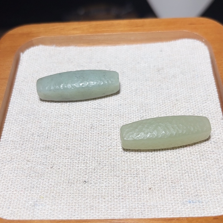 和田玉未镶嵌挂件发其一