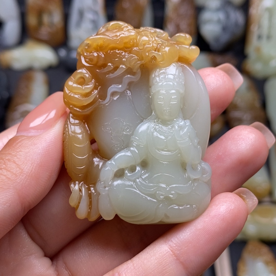 和田玉未镶嵌挂件