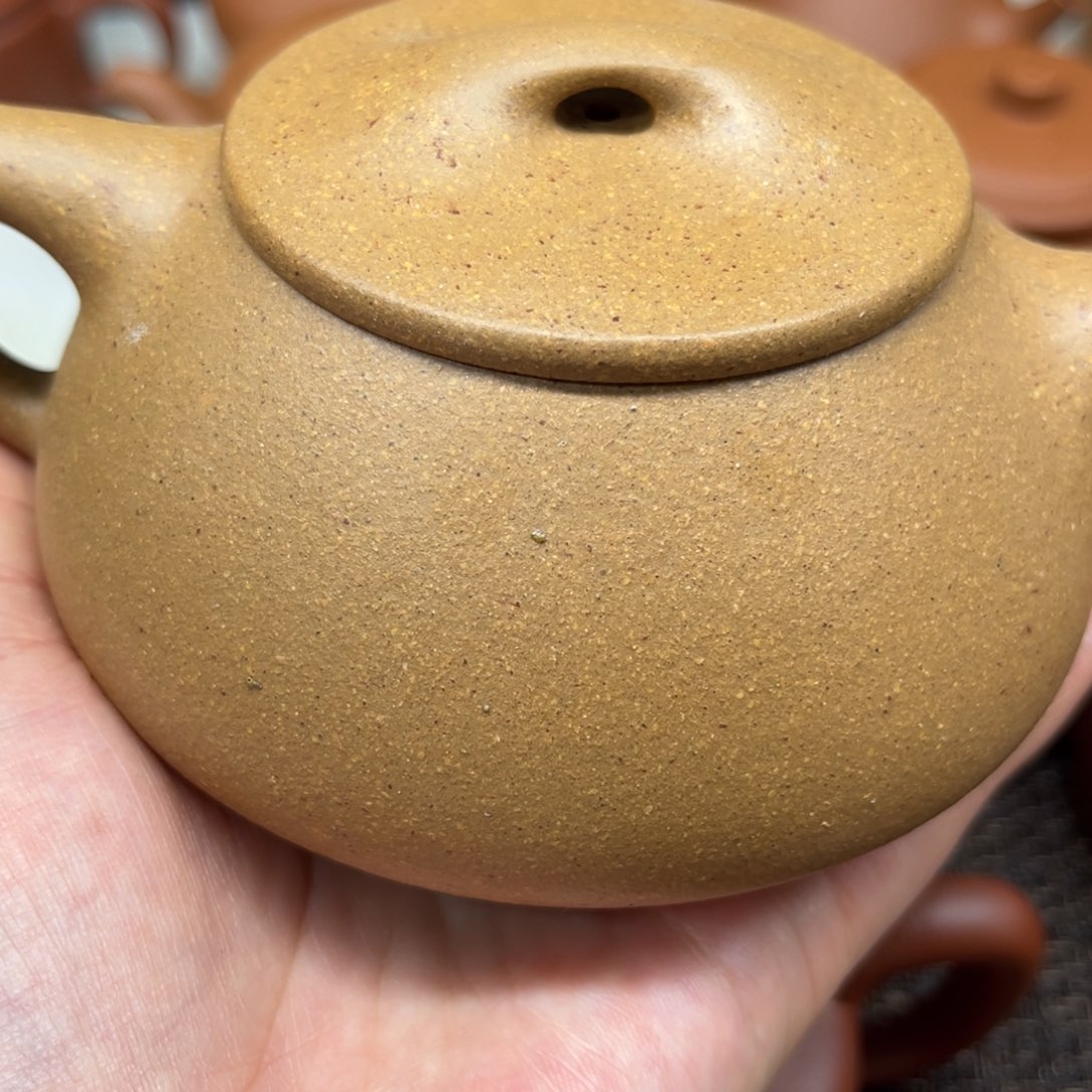 紫砂茶壶被***打微瑕石瓢，230cc