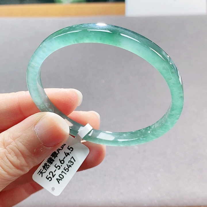 【闪购商品】翡翠手镯（圆镯）未镶嵌