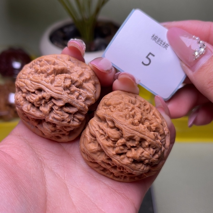 文玩核桃把件40尺粗筋5