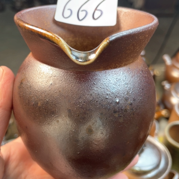 壶腿***八建水紫陶白泥柴烧公道杯