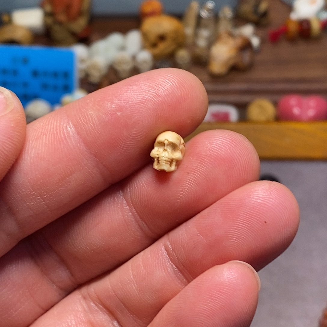 菩提籽类手串配饰隔珠骷髅6mm2颗