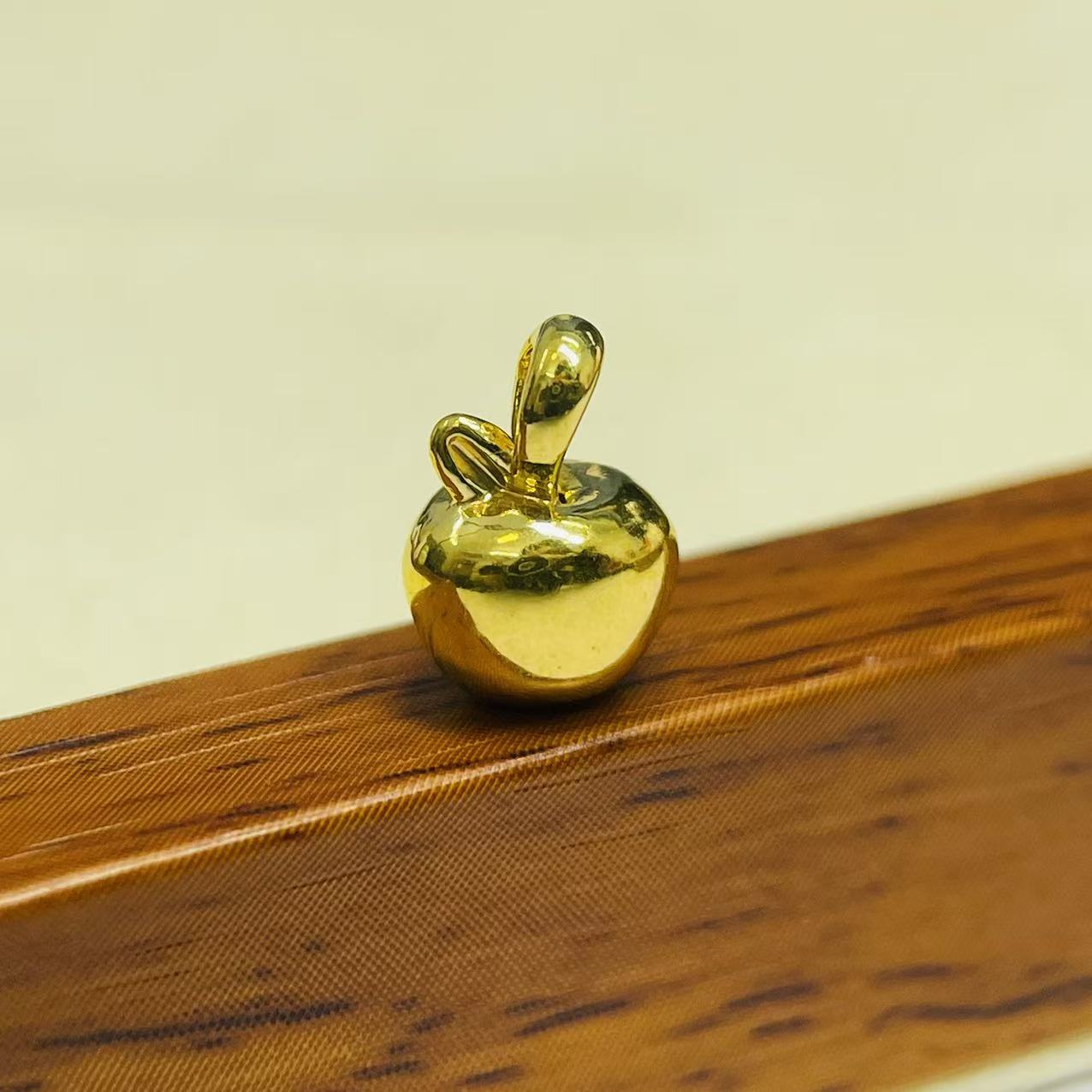 余金金臻选阁黄金足金999平安果通孔DP2746-0200