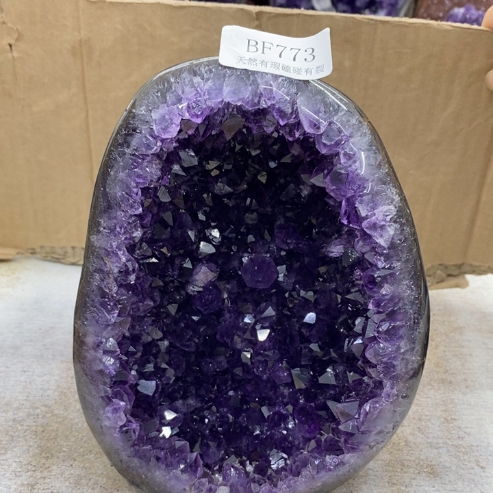 水晶大型摆件（非配饰）未镶嵌