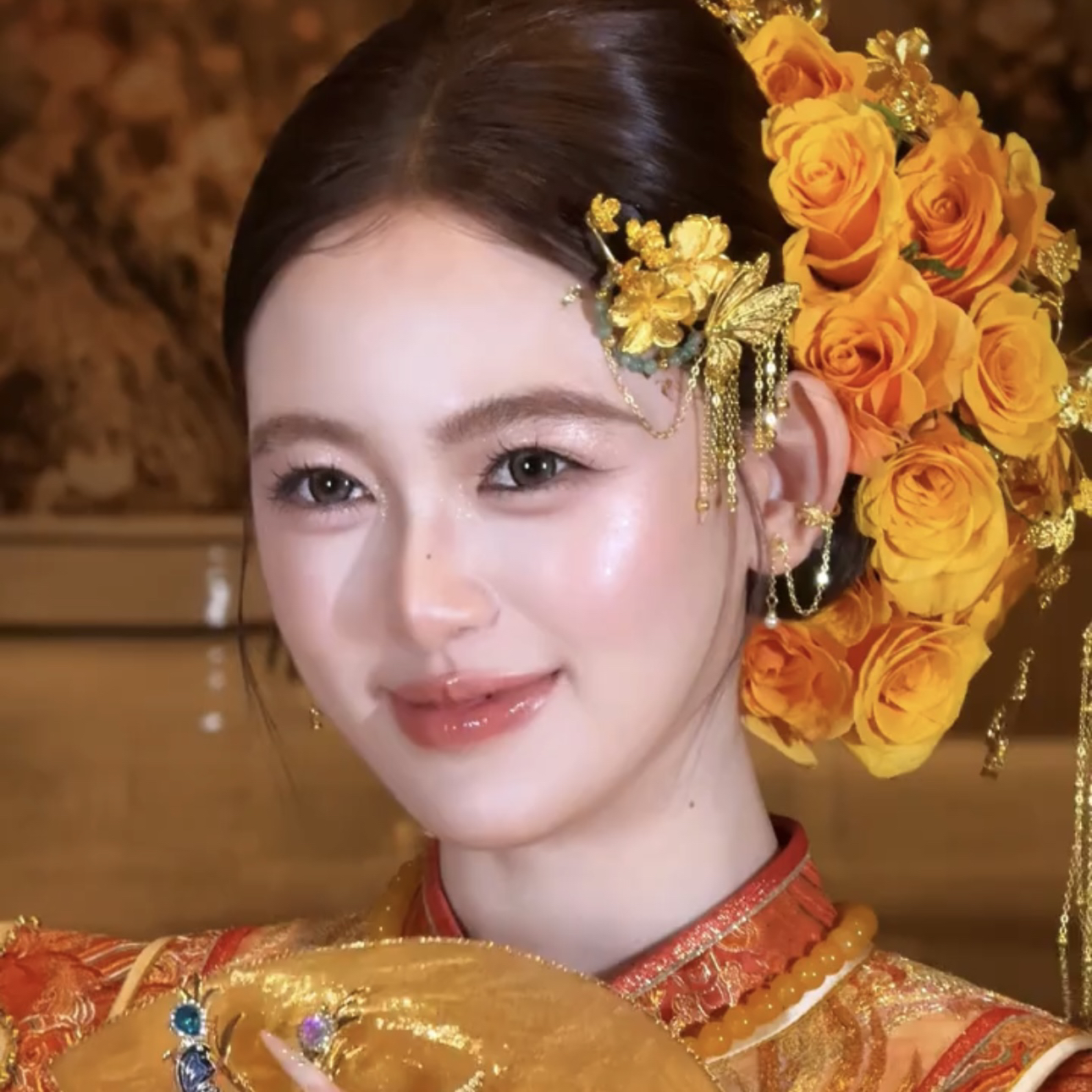 3040新款新中式玫瑰花减龄新娘晨袍头饰