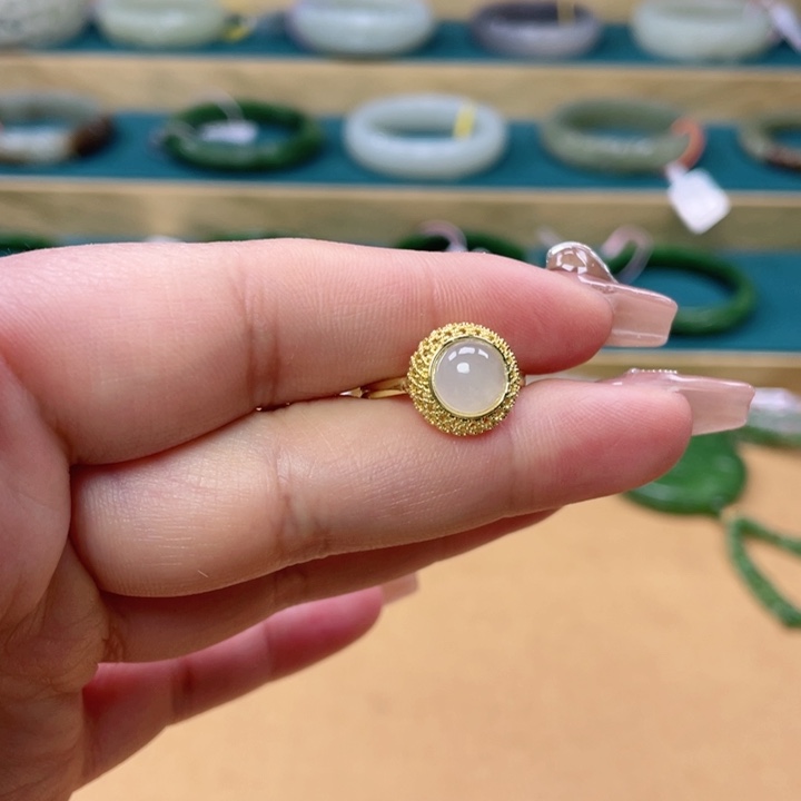 和田玉戒指未镶嵌