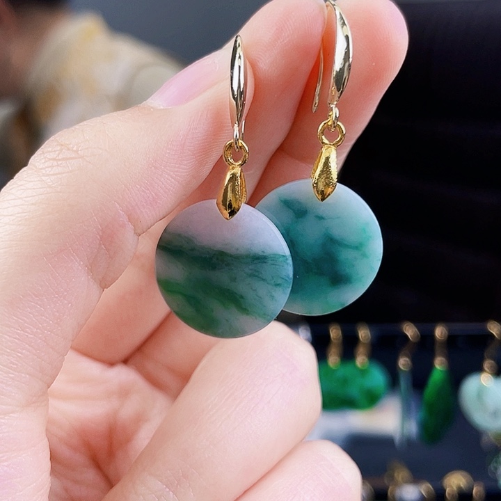 翡翠耳饰未镶嵌饰品