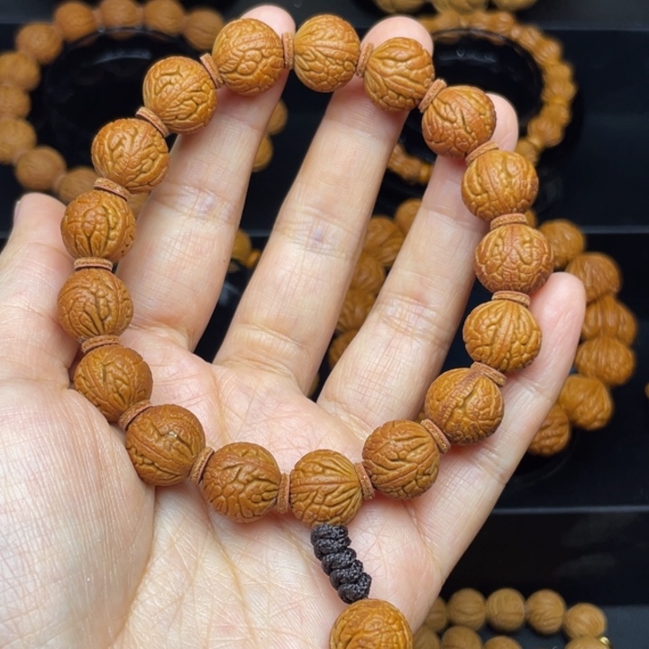 家***宝桃核吊坠龙鳞仿古