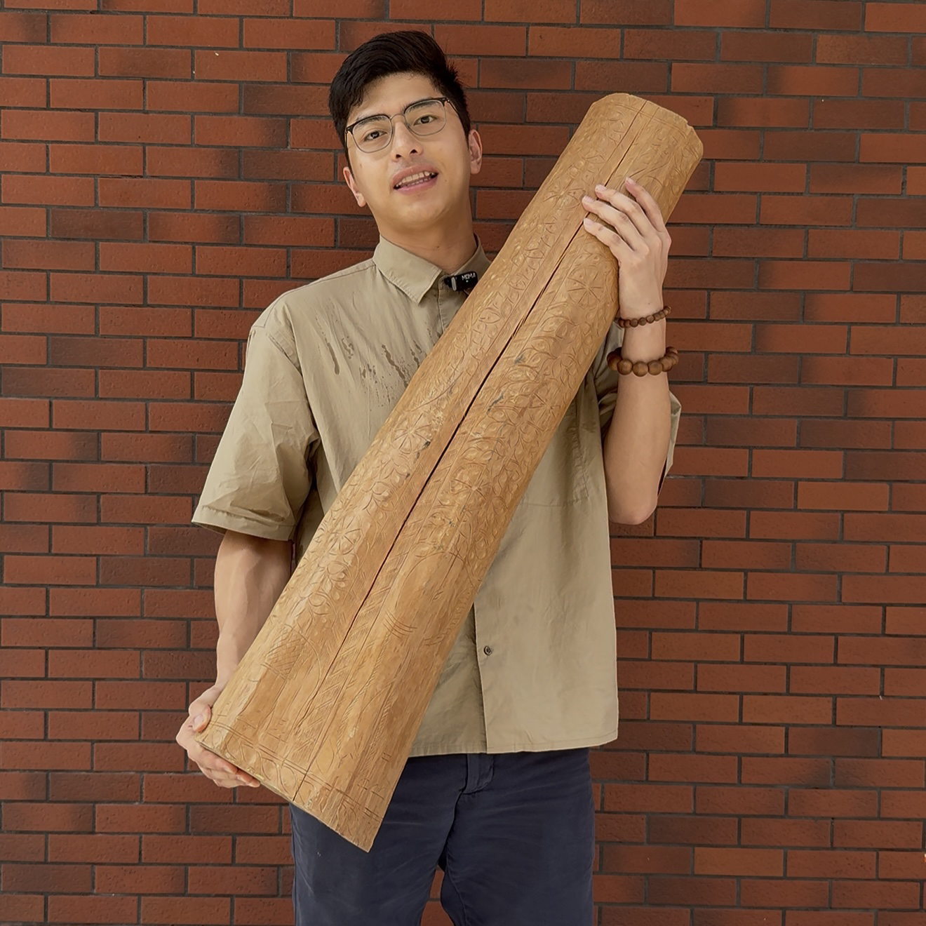 印度迈索尔老山檀香王系列十号料“百年虫漏”手串（主图为原木料）