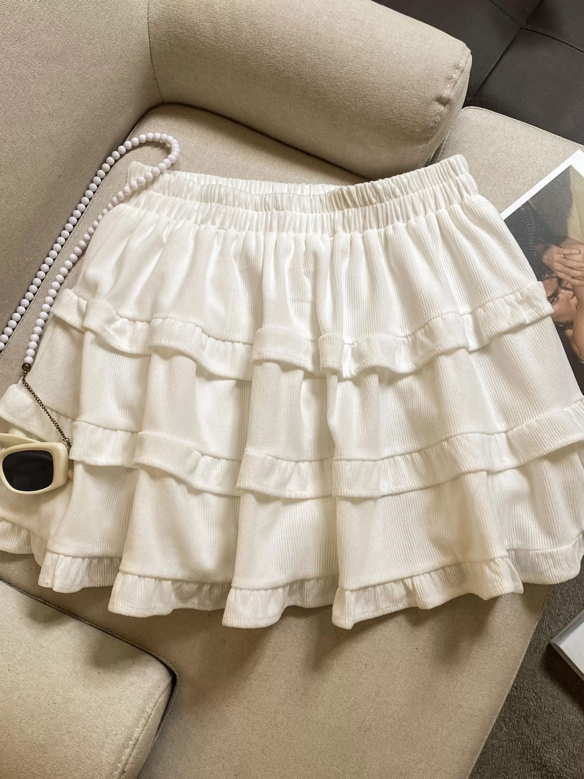 灯芯绒蛋糕裙女秋款2025高腰a字百褶裙辣妹显瘦半身裙