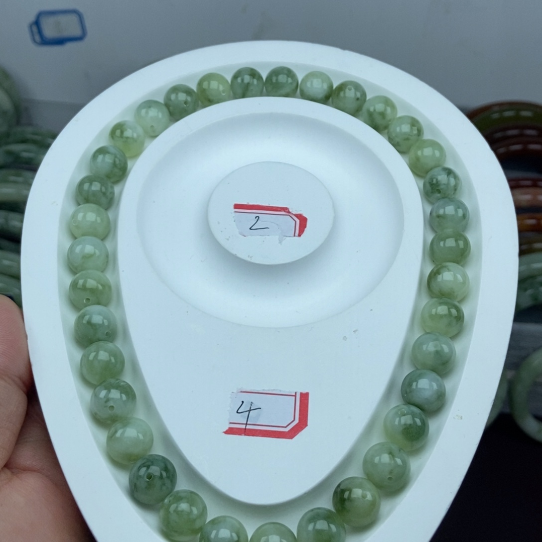 未镶嵌蛇纹石玉手链