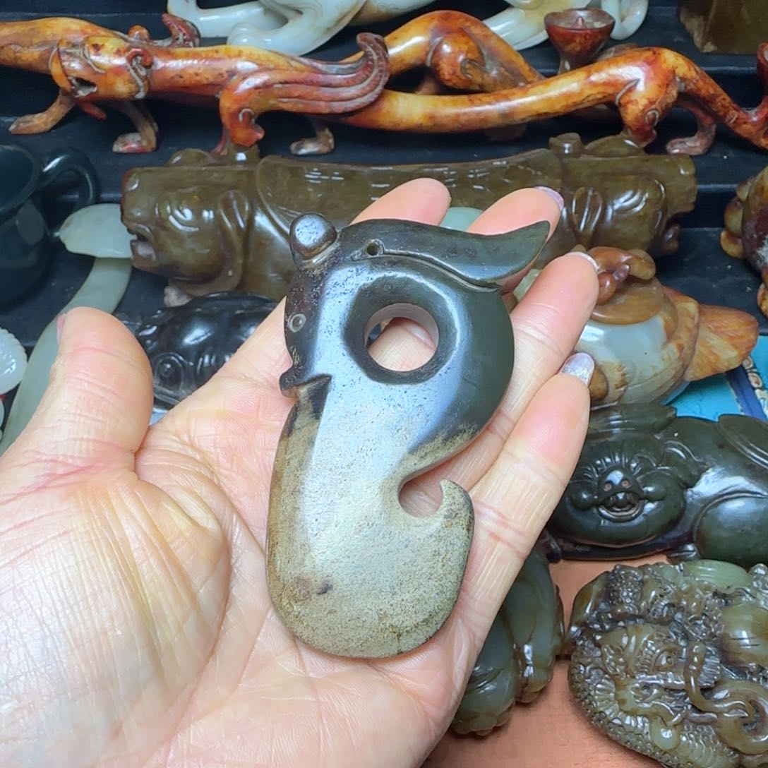 和田玉挂件未镶嵌