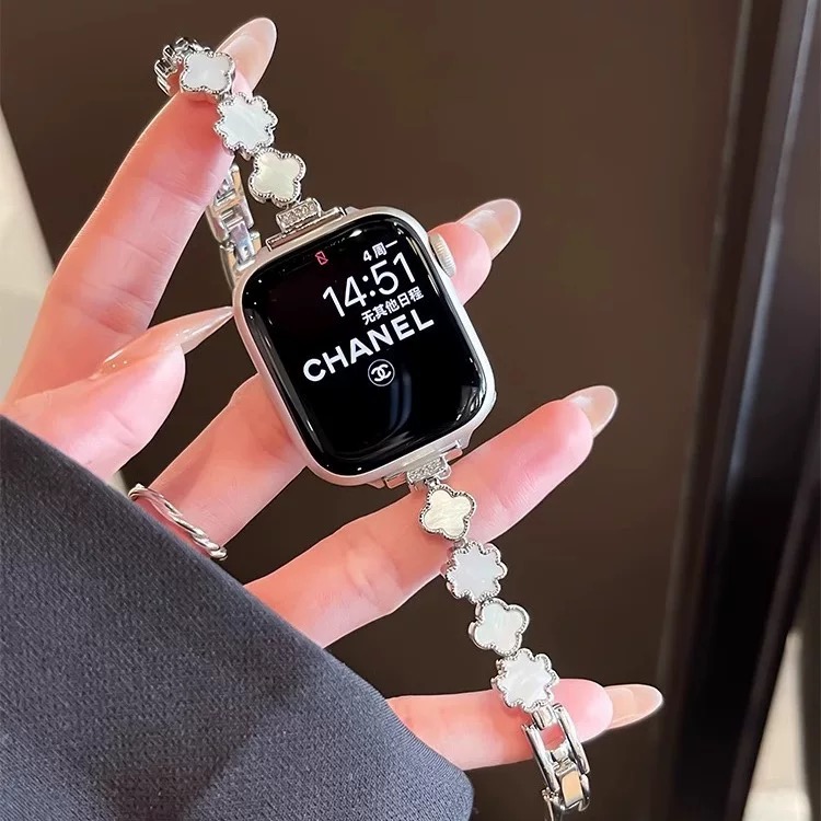 多彩贝母四叶草金属表链适用苹果手表带iwatchS10/9华为8小米手环