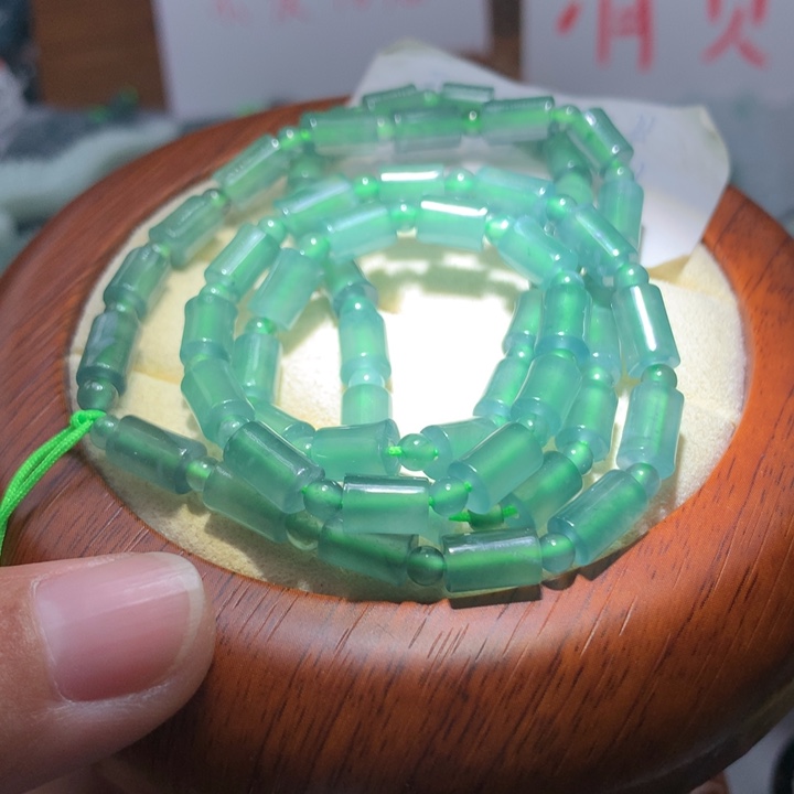 翡翠颈饰未镶嵌保真天然A货翡翠