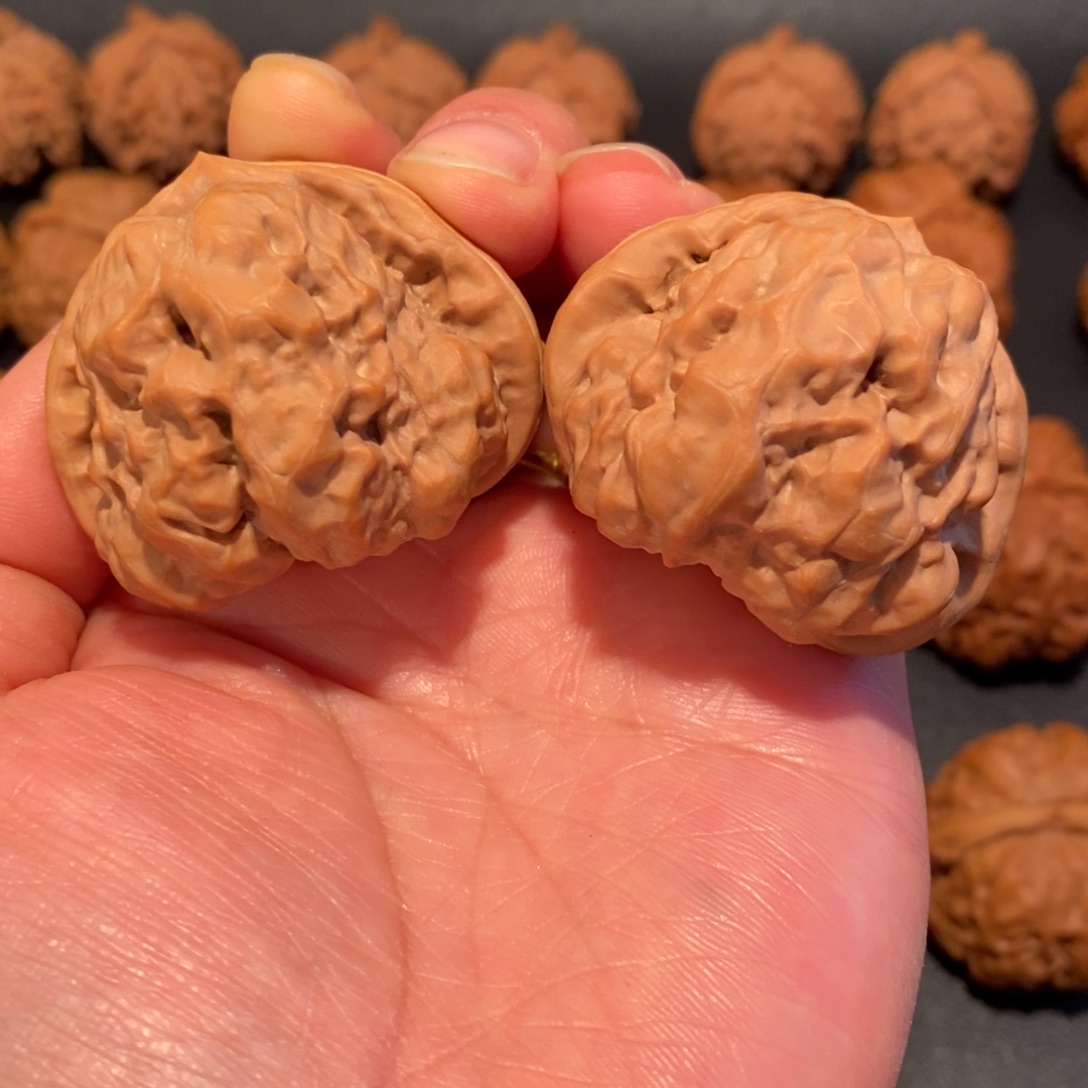 文玩核桃把件蛤蟆头