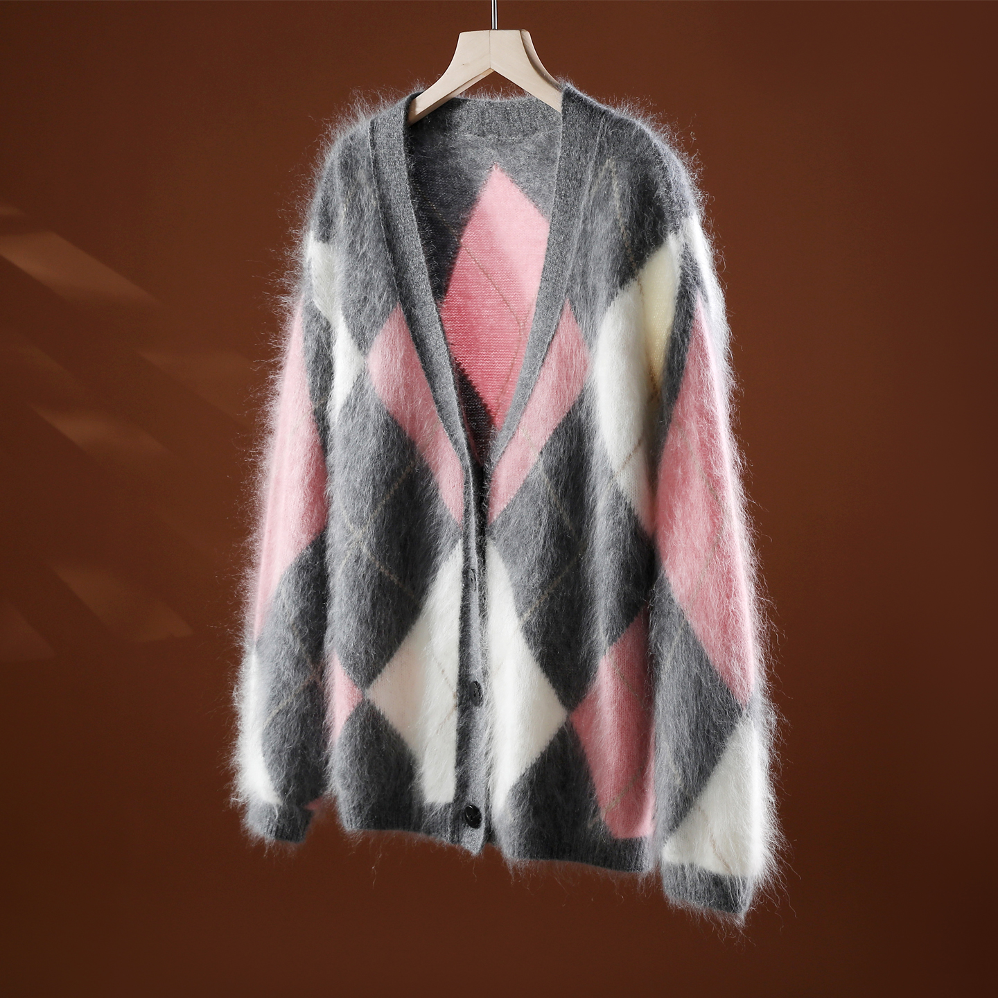 秋冬拉毛羊绒衫加厚时尚百搭V领菱格针织开衫中长款拉绒毛衣外套