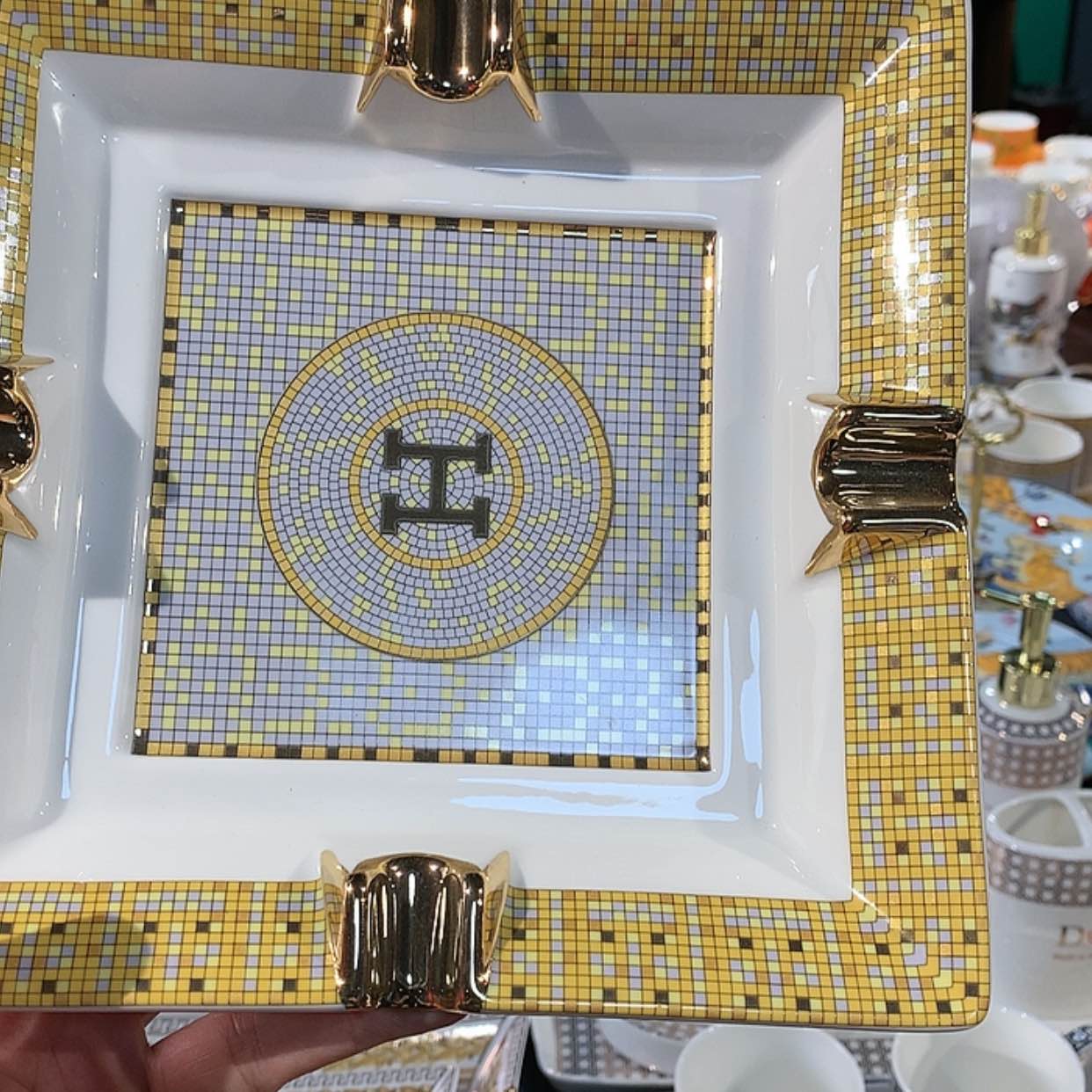 【闪购商品】瓷片大号