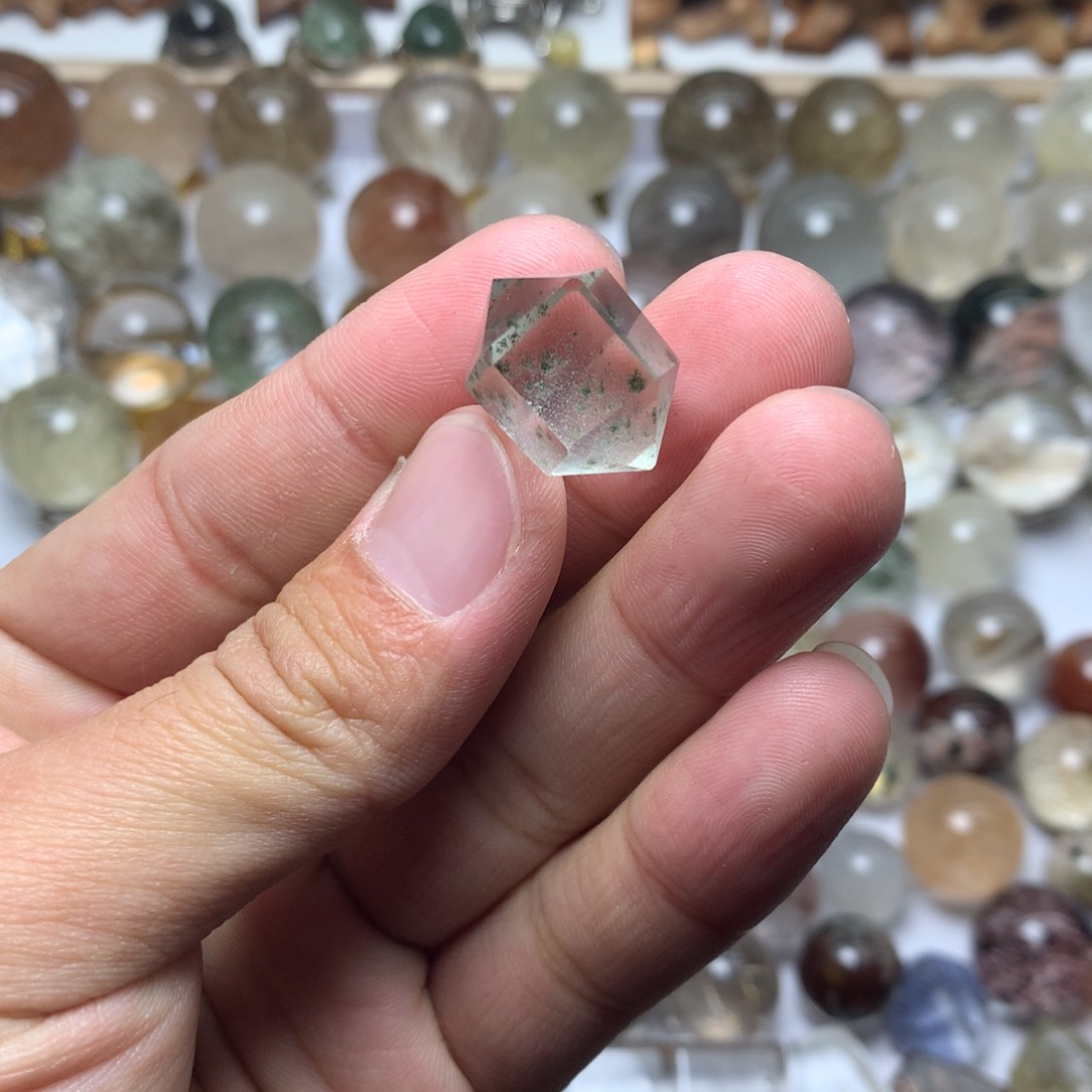 水晶珠宝半成品未镶嵌幽灵吊坠