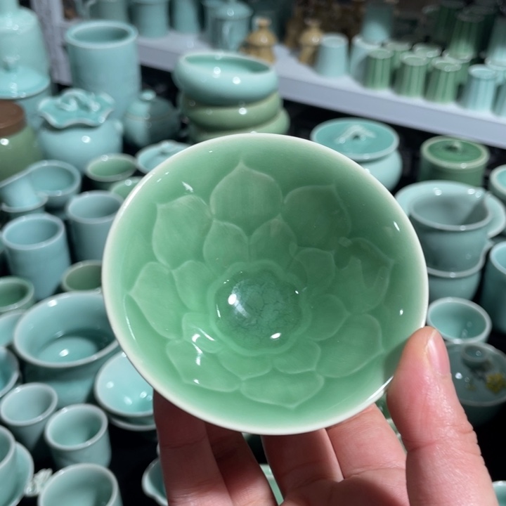 青瓷青瓷 青瓷青瓷 