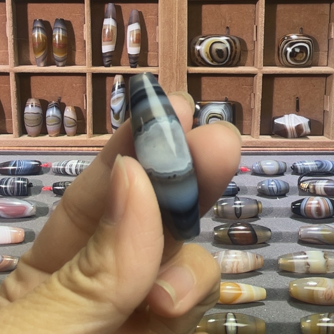 反***明玛瑙/玉髓合金颈饰