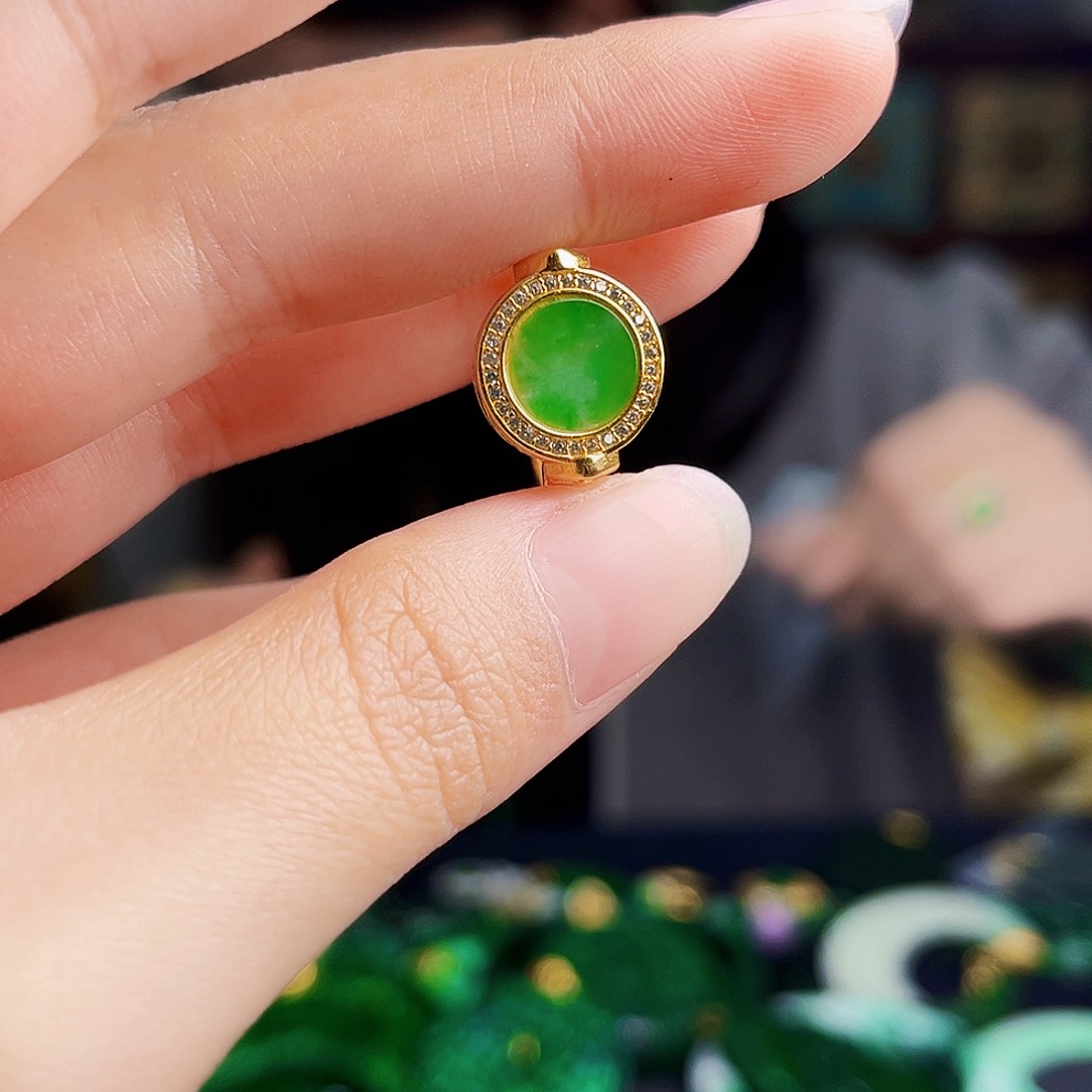 颈饰银S925镶嵌翡翠多样性