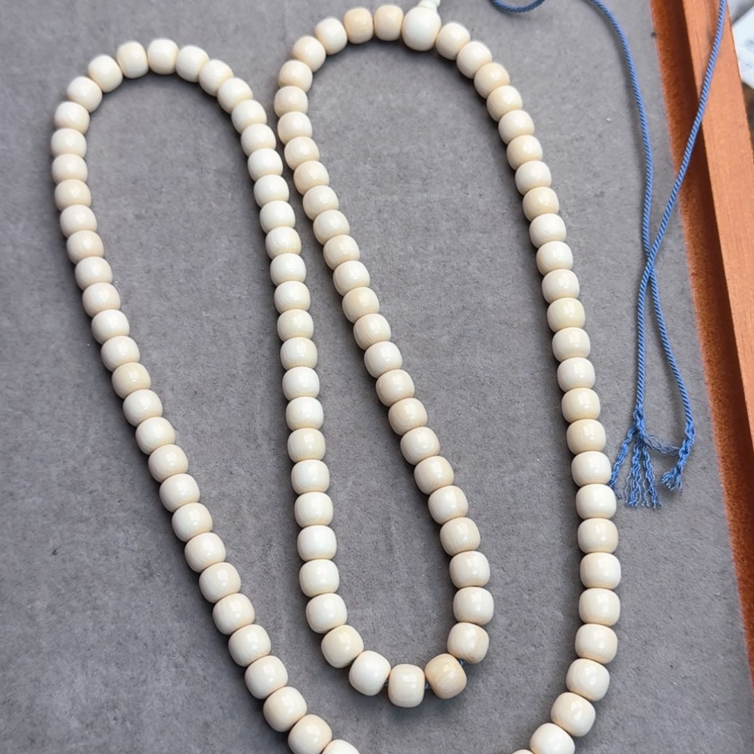 柏香籽/百香籽吊坠全**热猛犸