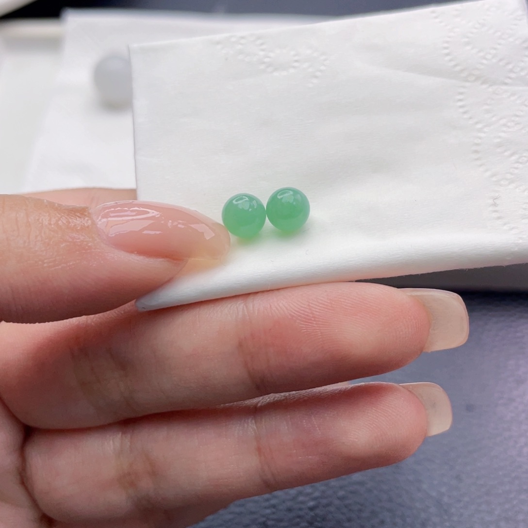 定制翡翠未镶嵌不**山2074