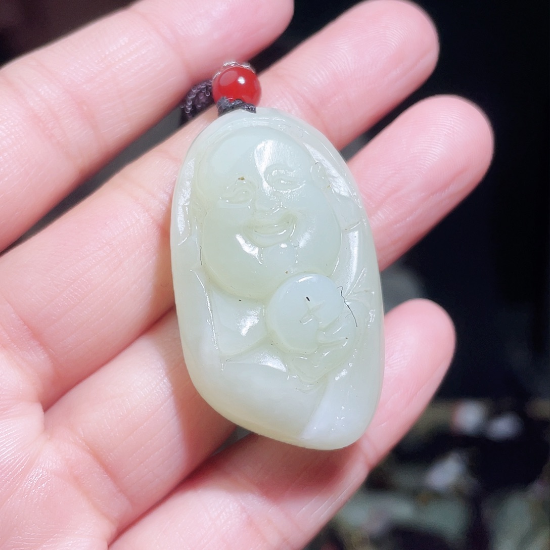 和田玉颈饰未镶嵌