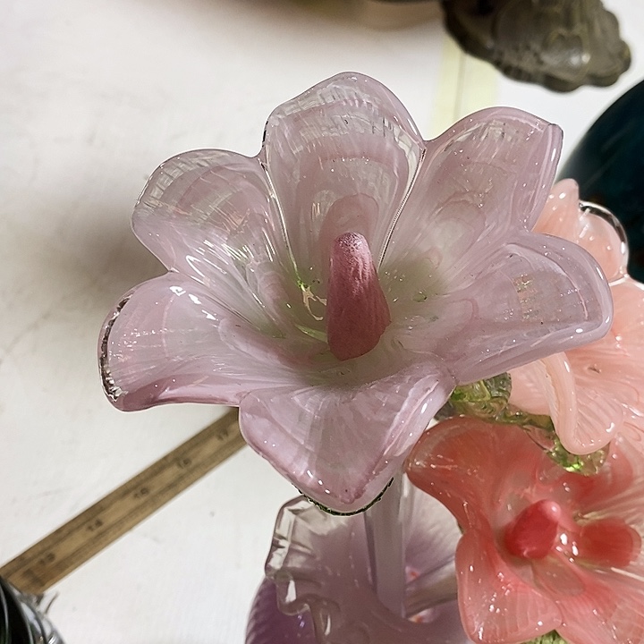 百合花高45厘米宽10厘米