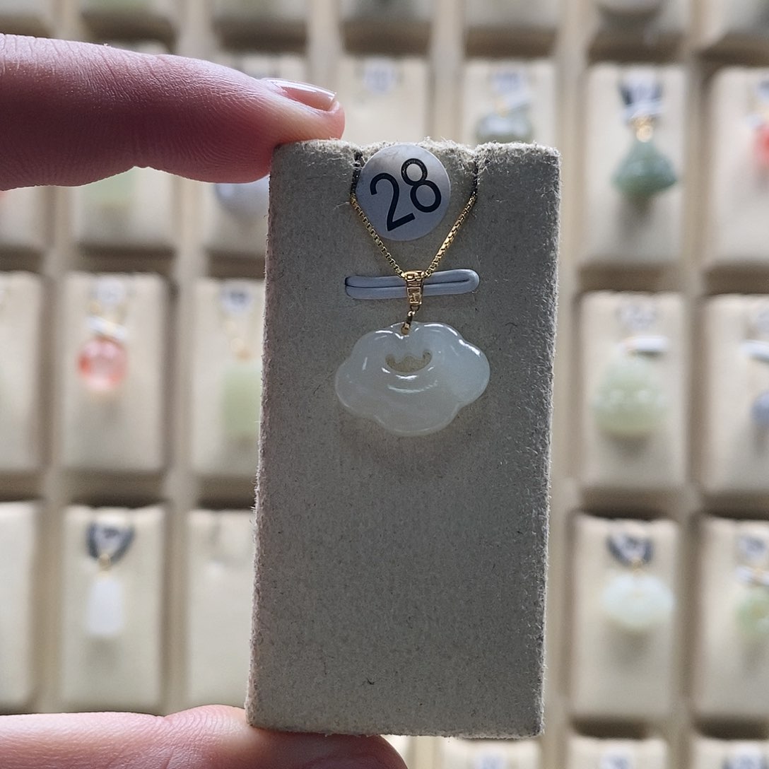 和田玉颈饰18K金镶嵌七*