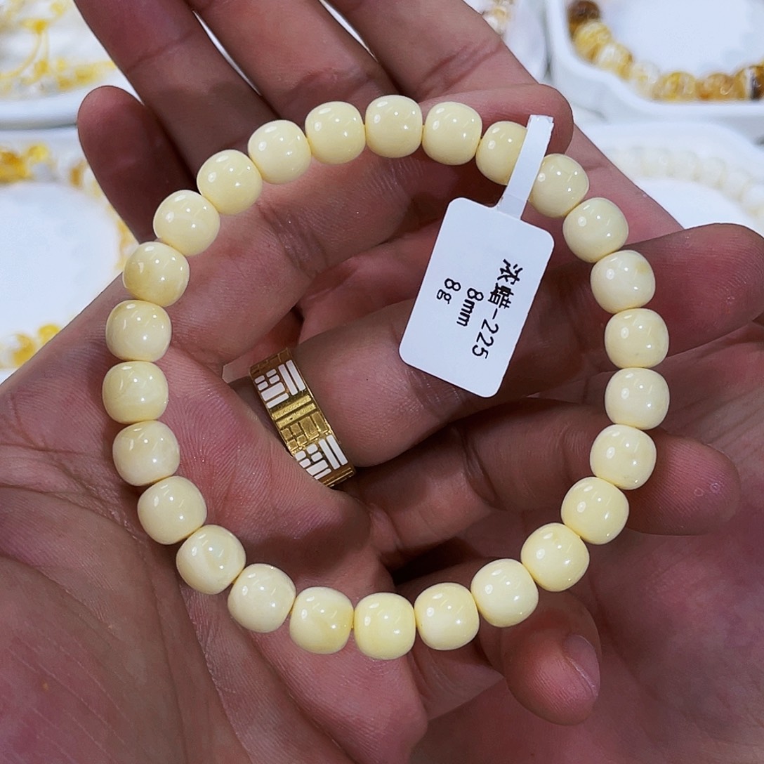 琥珀未镶嵌手链浓蜡8m