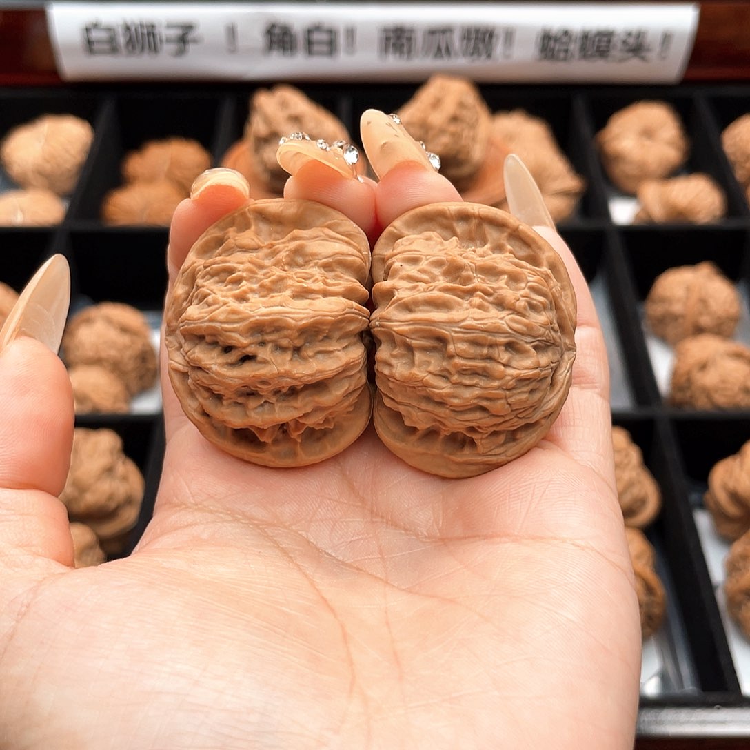 把件文玩核桃42白狮子全品主筋对齐A4207