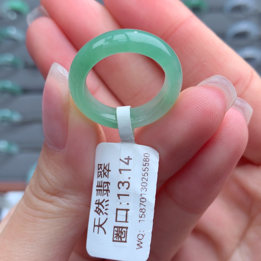 翡翠戒指未镶嵌甲*丙天然