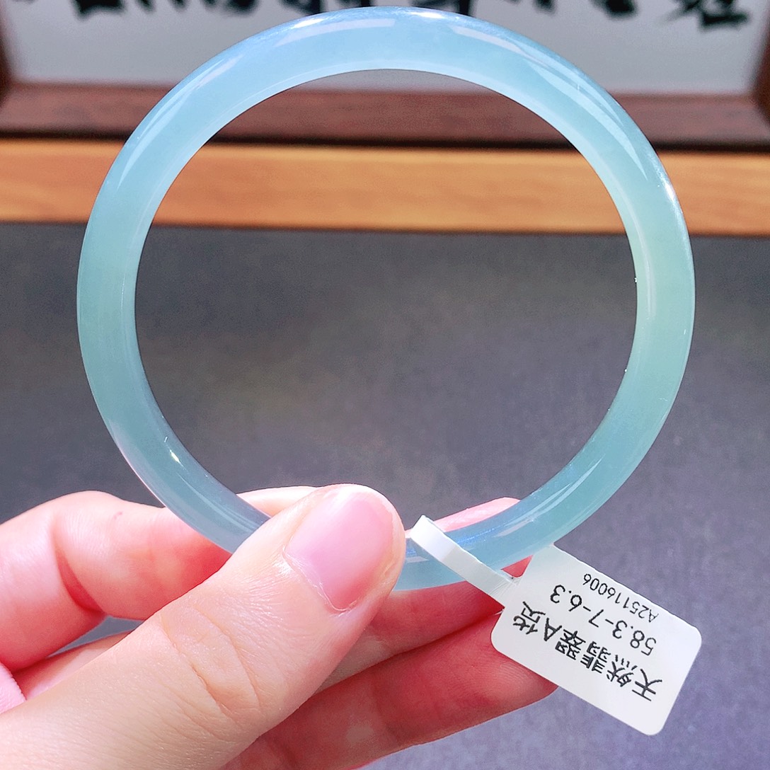 翡翠未镶嵌手镯天然翡翠
