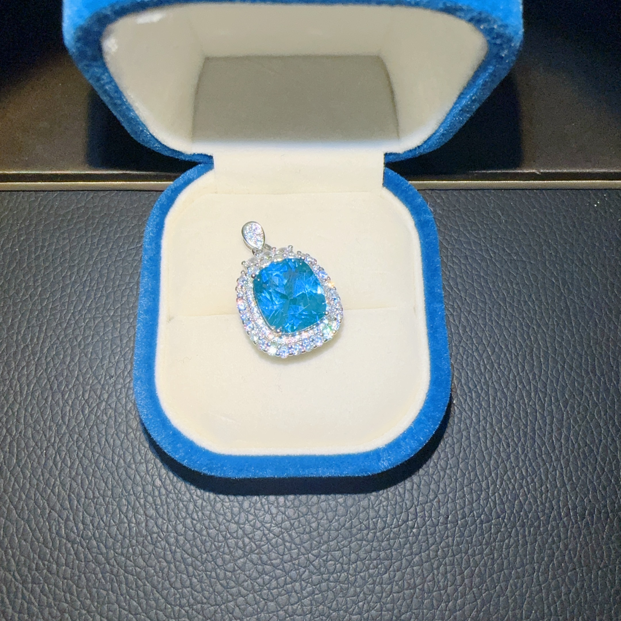 【鑫雨严选】A312吊坠赠链子多样性发其一T