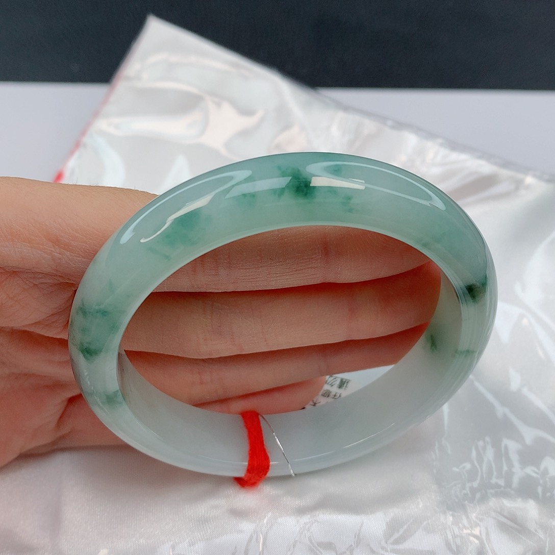 翡翠手镯未镶嵌58.3正圈半山水绿花清新