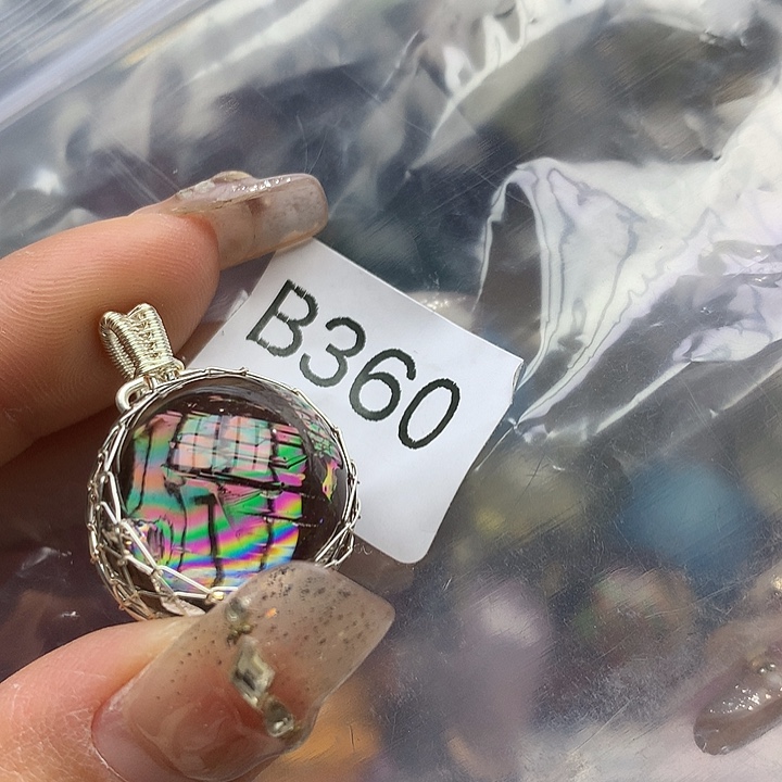 水晶吊坠未镶嵌摆件