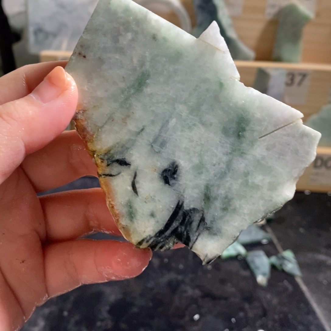 颈饰未镶嵌翡翠天然翡翠