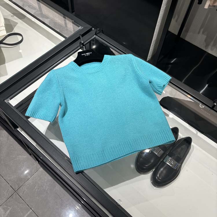 高级时装 25年早春新款 法式时尚休闲湖蓝色针织圆领毛衣-25001