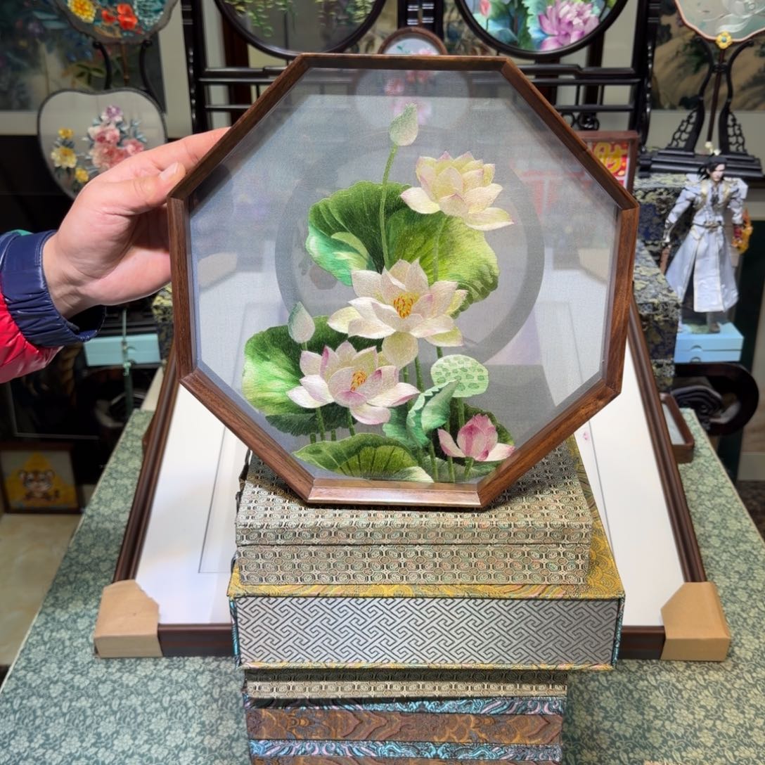 刺绣手工苏绣工艺异色精品